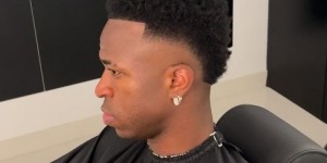 帅气迎接关键战⚽️维尼修斯新发型备战欧冠