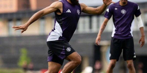 再等等！阿莫林确认姆伯莫无缘战伯恩茅斯，周末战埃弗顿可能首秀