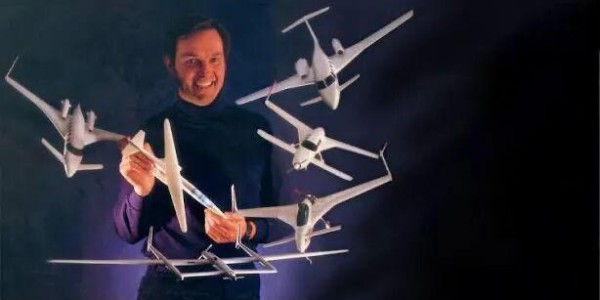 百家乐官方网站-飞机小作坊里的肾上腺素奇迹